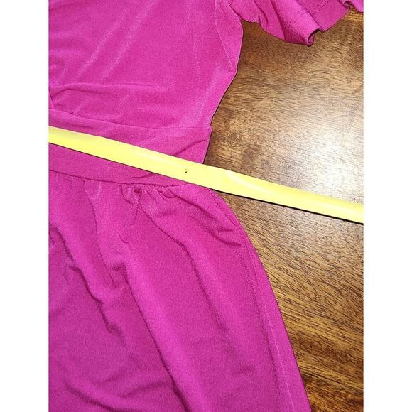 Torrid Size 00 Fushia v neck blouse flowy polyester spandex blend - Picture 8 of 14